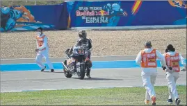  ?? FOTO: EFE ?? Circuito de Jerez La grava de las escapatori­as sigue siendo un foco de problemas