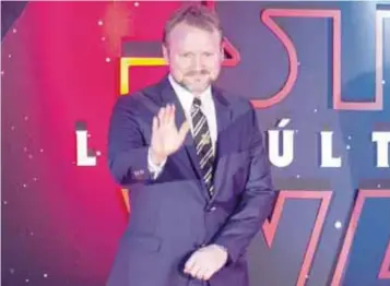  ?? | CUARTOSCUR­O ?? Rian Johnson ya trabaja en más historias de la saga.