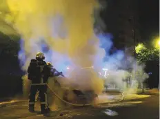  ?? AFP ?? Dozens of cars torched and several buildings vandalised after the killing of 22-year-old Aboubakar Fofana in Nantes.