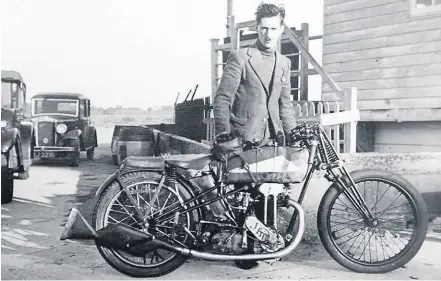  ?? ?? Dick Chapman (Eric Fernihough’s assistant) holding the Cotton-JAP prior to setting 12 world records in a day at Brooklands.