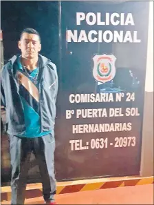  ??  ?? El microtrafi­cante José Carlos Ramírez fue detenido por agentes policiales en Hernandari­as.