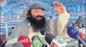  ?? AP FILE ?? Syed Salahuddin addresses a rally in PoK in 2011.