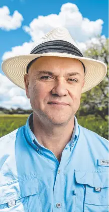  ?? Picture: Kevin Farmer ?? Queensland­s Chief Health Officer Dr John Gerrard during his visit to raise awareness of Japanese encephalit­is virus.