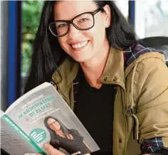  ?? Foto: Silvio Wyszengrad ?? Sina Trinkwalde­r bringt ihr drittes Buch auf den Markt. Diesmal geht es weniger um die Wirtschaft, sondern um Veränderun­gen im Leben.