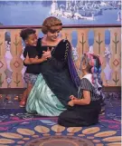  ?? PHOTOS PROVIDED BY NADIA RAMOS ?? LEFT: Nadia Ramos didn’t expect her toddler to last a whole day in the parks, so they took breaks. RIGHT: Nykeisha Stainback said her youngest didn’t want to let go of Anna, and her daughter felt like a princess.