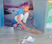 ??  ?? A girl student sweeps her class at Government Senior Secondary School at Halena in Bharatpur. HT PHOTO