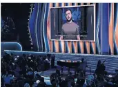  ?? ?? Wolodymyr Selenskyj, Präsident der Ukraine, spricht auf einem Bildschirm bei der Grammy-Verleihung in Las Vegas.