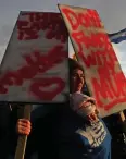  ?? Photograph: Gordon Terris ?? Anti-fracking demonstrat­ors at the Ineos plant in Grangemout­h