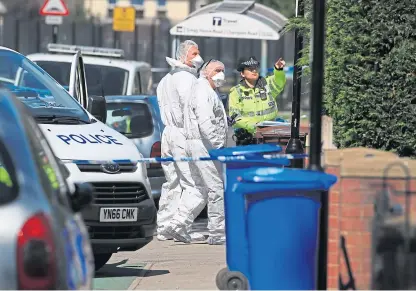  ?? Picture: PA. ?? Forensics officers arrive at a property on Gregg House Road in Shiregreen, Sheffield.