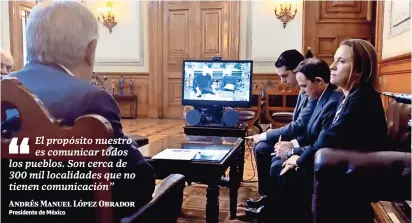  ??  ?? AMLO y su equipo durante la charla online