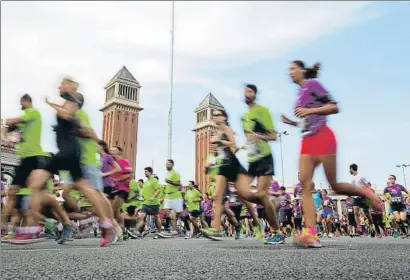  ?? MANÉ ESPINOSA/ARCHIVO ?? Barcelona contempla celebrar para septiembre una de sus carreras más populares, la Cursa de la Mercè