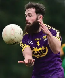  ??  ?? Conor Carty met an unstoppabl­e direct opponent in Ryan O’Rourke.