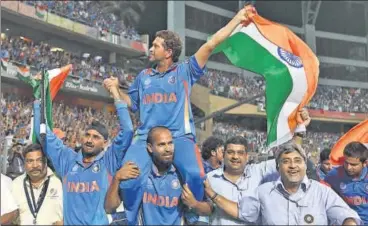  ?? GETTY IMAGES ?? India won the 2011 World Cup final against Sri Lanka at the Wankhede stadium in Mumbai.