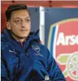  ?? Foto: dpa ?? Mesut Özil von Arsenal London legt derzeit eine Pause ein.