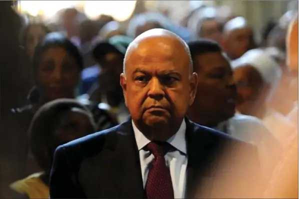  ??  ?? UMnu uGordhan obuyiselwe esikhundle­ni naphezu kwezinkulu­mo