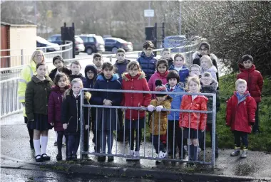  ?? Picture: Jamie Simpson ?? Pupils at St Angela’s Primary are fighting against dangerous parking outside the school grounds