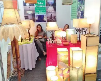  ??  ?? Teles Lamps by Teles Creations at the Philippine Cacao Festival last October 18, 2018