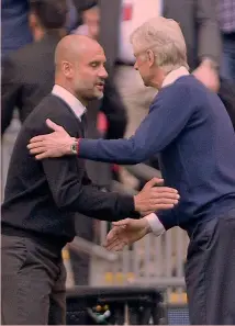  ??  ?? Pep Guardiola, 47, spagnolo, e Arsène Wenger, 68, francese