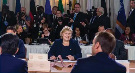  ??  ?? Det er første gang en norsk statsminis­ter er invitert til møtebordet hos G7landene og Erna Solberg snakket om kampen for rent hav. FOTO: NTB SCANPIX