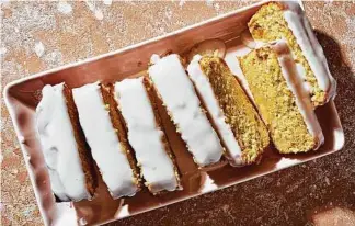  ??  ?? Lemon Peach Pound Cake makes use of the summer dessert fruit in a delightful way.