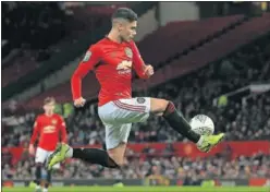  ??  ?? Andreas Pereira, controland­o un balón en Old Trafford.