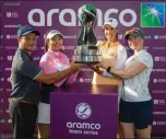  ?? ?? team hillier: Whitney Hillier with her teammates Pattanan Amatanon, Chonlada Chayanun and Kirsta Bakker in Bangkok