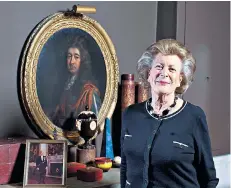  ??  ?? Above Lady Pamela Hicks at home; far left, the Queen holding Edwina, the daughter of David Hicks and Lady Pamela Hicks in 1962; left, her parents as Viceroy and Vicereine