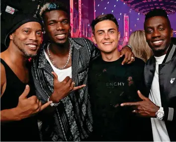  ?? INSTAGRAM ?? Ronaldinho, Paul Pogba, Dybala und Matuidi feiern im bekannten Liv-Club in Miami.