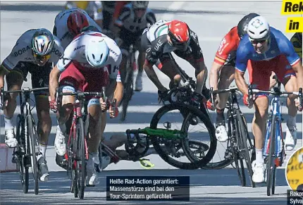  ??  ?? Heiße Rad-Action garantiert: Massenstür­ze sind bei den Tour-Sprintern gefürchtet. Rekord-Starter Sylvain Chavanel