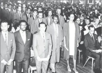  ?? ?? The first group of students to graduate from the University of Guyana in 1967 at the Institutio­n’s Convocatio­n Ceremony held at Queen’s College