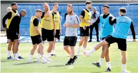  ?? FOTO: EFE ?? La escuadra inglesa durante su entrenamie­nto de ayer