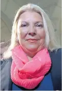  ??  ?? Elisa Carrió. Ambientand­o