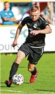  ?? Foto: Daniel Worsch ?? Brachte mit seinem späten Treffer den 2:1‰Sieg des FC Ehekirchen gegen Ol‰ ching unter Dach und Fach: Matthias Rutkowski.