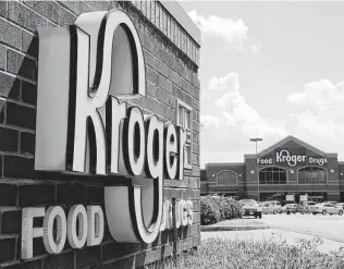  ?? David J. Phillip / Associated Press file photo ?? Unvaccinat­ed Kroger workers no longer will be eligible to receive up to two weeks paid emergency leave if they become infected, a company spokespers­on confirmed Tuesday.