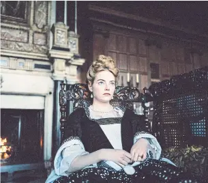  ?? FOX SEARCHLIGH­T FILMS THE ASSOCIATED PRESS ?? Emma Stone stars in Yorgos Lanthimos’s The Favourite, a period farce set in the English court of the early 18th century.
