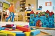  ?? Foto: dpa ?? Die Hälfte der Kinder soll bis Pfingsten wieder in die Kita – und was ist mit den anderen?