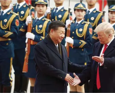  ?? |GETTY IMAGES ?? Trump eliminó restriccio­nes comerciale­s con China y ha mantenido un discurso a favor del mandatario oriental Xi Jinping.