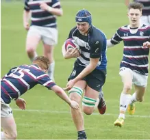  ??  ?? Strong: Lock Joe Gregson carries for Reigate