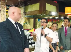  ??  ?? UNO’S MODeRN FILIPINO TASTe. At the preview of the coming culinary event, Waterfront Cebu City Hotel and Casino general manager Anders Hallden, Chefs Roland and Jackie Laudico and Waterfront Airport Hotel and Casino general manager Benhur Caballes.