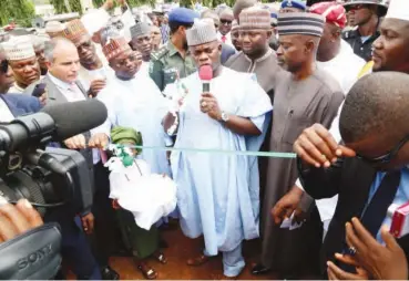  ??  ?? Governor Yahaya Bello of Kogi State flags off the 18km Ogaminana-Ebogogo-Eika road in the state yesterday Photo: Itodo Daniel Sule