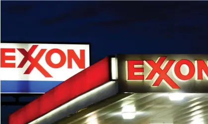  ?? ?? ExxonMobil ‘clearly wants to prevent shareholde­rs using their rights’, the activist investor Follow This said. Photograph: Karen Bleier/AFP files/AFP/Getty Images