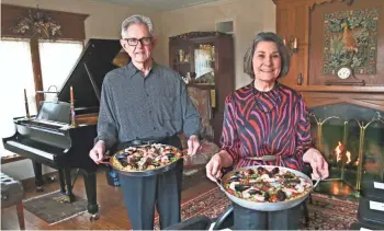  ?? MICHAEL SEARS / MILWAUKEE JOURNAL SENTINEL ?? Great Hosts Sam and Mary Alice Wann are ready for a musical party at their Whitefish Bay home.