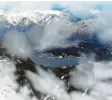  ?? Archivfoto: Angelika Warmuth, dpa ?? Ein winterlich­er Blick von der Zugspitze aus auf den Eibsee und das Ammergebir‰ ge.