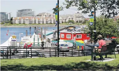  ??  ?? Fisherman’s Wharf Park has one of two new trial dog off-leash areas in Victoria.