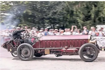  ?? FOTO: CLASSIC DAYS ?? Mit bis zu 45.000 Besuchern und 7500 Fahrzeugen zählen die Classic Days zu den größten Oldtimer-festivals in Europa. Wegen der Corona-pandemie wird die 15. „Jubiläums“-ausgabe auf 2021 verschoben.