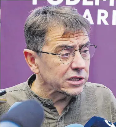  ?? ANDRÉS CRUZ ?? El fundador de Podemos y profesor de Ciencias Políticas Juan Carlos Monedero, en 2022 en Las Palmas.