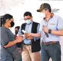  ?? FOTO: EL HERALDO ?? 54 beneficiar­ios recibieron el financiami­ento en Comayagua.