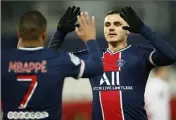  ?? (Photos EPA) ?? Mbappé-Icardi : avec ou sans Neymar, le PSG a de sacrés arguments offensifs.