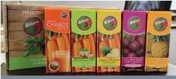  ??  ?? Die Rugani-handelsmer­k se reeks sappe sluit in wortelsap, wortel-engemmersa­p, wortel-en-pynappelsa­p, beetsap en pynappelsa­p.