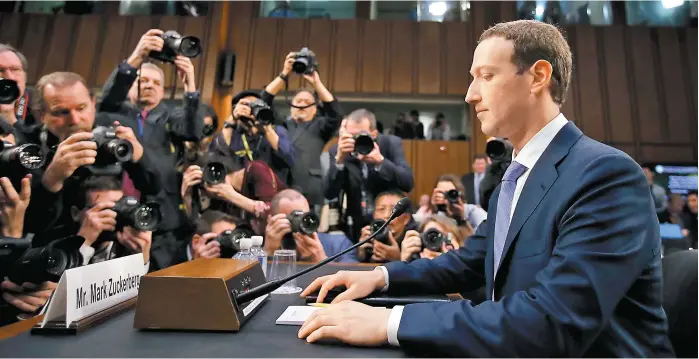  ?? ALEX BRANDON/AP ?? Marck Zuckerberg tuvo que responder ante el Congreso de EU por los escándalos de uso de datos personales.